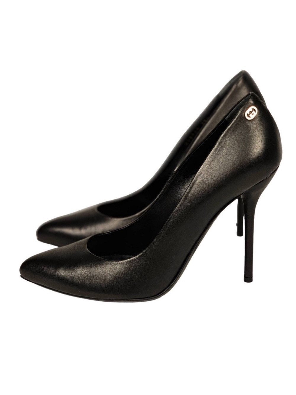 Molaita Plain Pump in Blck